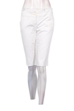 Дамски къс панталон Comma,, Размер M, Цвят Бял, Цена 16,32 лв.