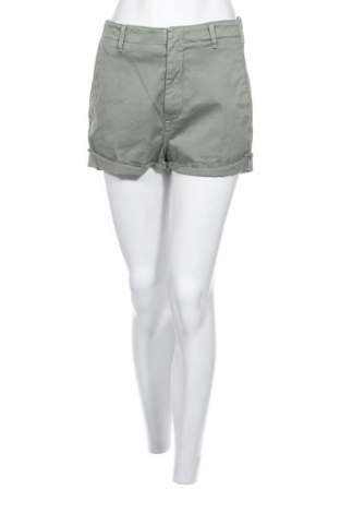 Дамски къс панталон Dondup, Размер L, Цвят Зелен, Цена 34,00 лв.
