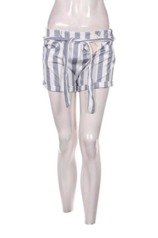 Дамски къс панталон Elisa, Размер S, Цвят Многоцветен, Цена 31,00 лв.