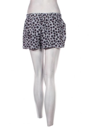 Γυναικείο κοντό παντελόνι FIFTY STREET, Μέγεθος M, Χρώμα Πολύχρωμο, Τιμή 11,75 €
