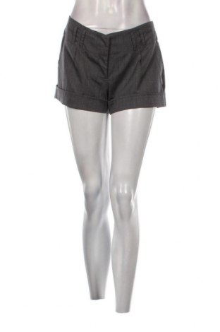 Γυναικείο κοντό παντελόνι Flirtatious, Μέγεθος M, Χρώμα Γκρί, Τιμή 2,70 €