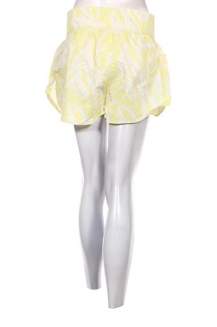 Дамски къс панталон H&M Sport, Размер M, Цвят Жълт, Цена 19,00 лв.
