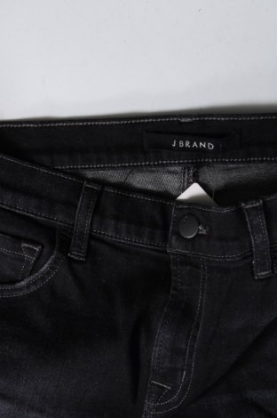 Дамски къс панталон J Brand, Размер M, Цвят Черен, Цена 7,35 лв.