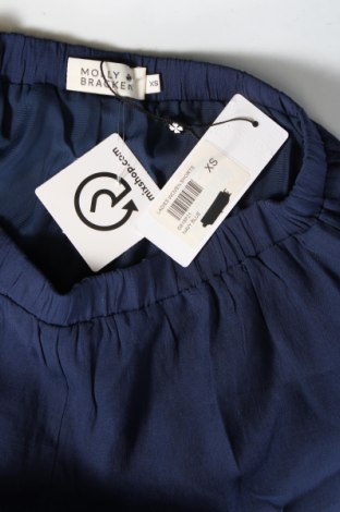 Pantaloni scurți de femei Molly Bracken, Mărime XS, Culoare Albastru, Preț 236,84 Lei