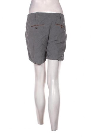 Дамски къс панталон Naf Naf, Размер M, Цвят Сив, Цена 5,52 лв.