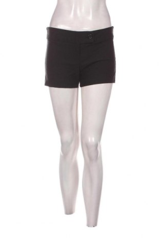 Γυναικείο κοντό παντελόνι Pretty Girl, Μέγεθος M, Χρώμα Μαύρο, Τιμή 2,23 €