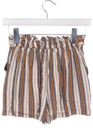 Γυναικείο κοντό παντελόνι Pull&Bear, Μέγεθος XS, Χρώμα Πολύχρωμο, Τιμή 3,08 €