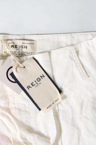 Дамски къс панталон Reign, Размер L, Цвят Бял, Цена 25,20 лв.
