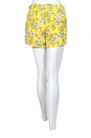 Γυναικείο κοντό παντελόνι Vero Moda, Μέγεθος S, Χρώμα Κίτρινο, Τιμή 6,19 €
