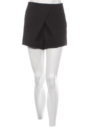 Γυναικείο κοντό παντελόνι Zara, Μέγεθος S, Χρώμα Μαύρο, Τιμή 9,28 €