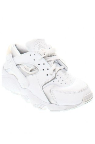 Дамски обувки Nike, Размер 38, Цвят Бял, Цена 240,00 лв.