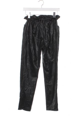 Γυναικείο παντελόνι δερμάτινο, Μέγεθος XS, Χρώμα Μαύρο, Τιμή 2,67 €