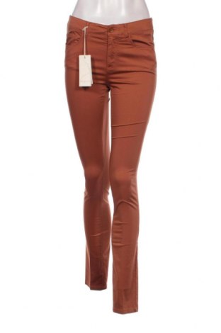 Дамски панталон At.P.Co, Размер XS, Цвят Кафяв, Цена 20,44 лв.