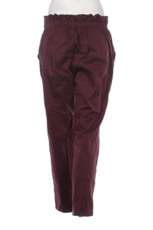 Pantaloni de femei Cache Cache, Mărime M, Culoare Mov, Preț 95,39 Lei