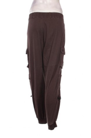 Дамски панталон Fb Sister, Размер S, Цвят Кафяв, Цена 7,25 лв.