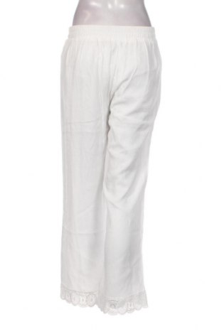 Дамски панталон Molly Bracken, Размер S, Цвят Бял, Цена 27,84 лв.
