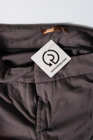 Pantaloni de femei Nenette, Mărime M, Culoare Gri, Preț 34,69 Lei