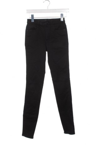 Дамски панталон ONLY, Размер S, Цвят Черен, Цена 19,99 лв.