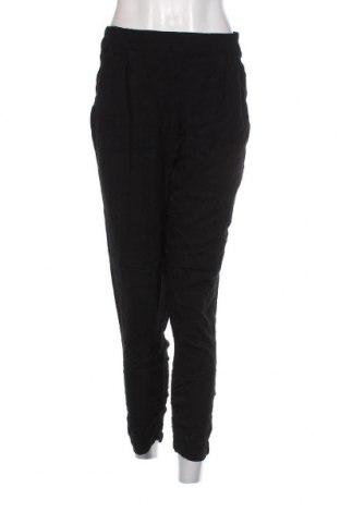 Дамски панталон Object, Размер L, Цвят Черен, Цена 8,99 лв.