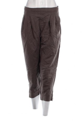 Дамски панталон Patrizia Dini, Размер XL, Цвят Бежов, Цена 6,96 лв.