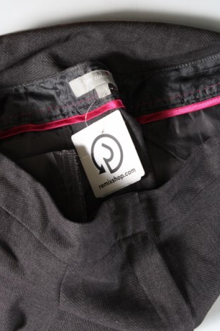 Pantaloni de femei Per Una By Marks & Spencer, Mărime L, Culoare Gri, Preț 16,22 Lei