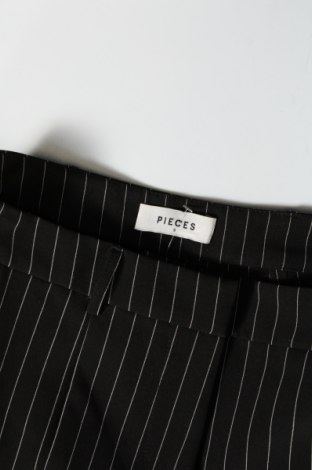 Дамски панталон Pieces, Размер S, Цвят Черен, Цена 20,00 лв.