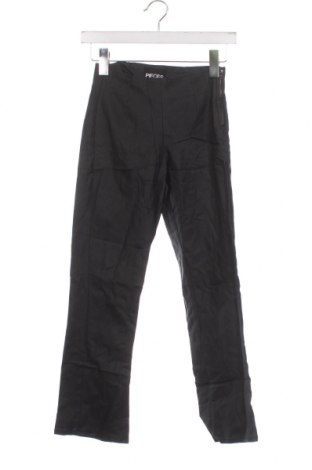 Дамски панталон Pieces, Размер XS, Цвят Черен, Цена 6,20 лв.