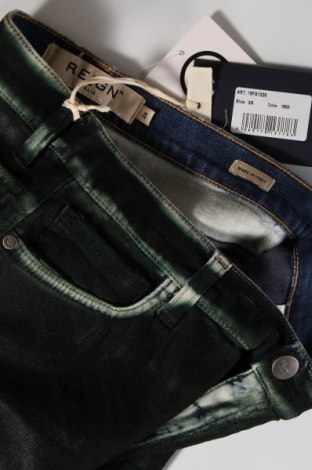 Дамски панталон Reign, Размер S, Цвят Зелен, Цена 18,27 лв.