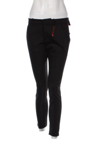 Дамски панталон S.Oliver, Размер S, Цвят Черен, Цена 30,45 лв.