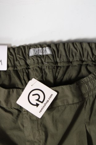 Pantaloni de femei VANDOM, Mărime M, Culoare Verde, Preț 38,42 Lei