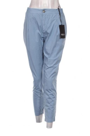 Pantaloni de femei VANDOM, Mărime M, Culoare Albastru, Preț 62,43 Lei