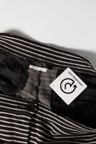 Pantaloni de femei Weekend Max Mara, Mărime L, Culoare Negru, Preț 254,23 Lei