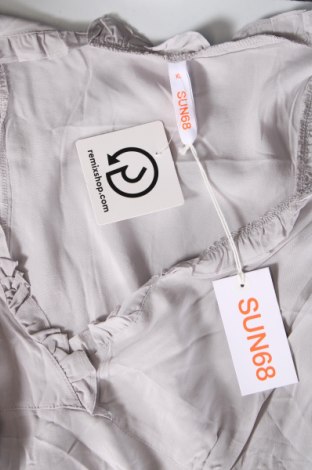 Γυναικείο αμάνικο μπλουζάκι SUN68, Μέγεθος XL, Χρώμα Γκρί, Τιμή 6,58 €