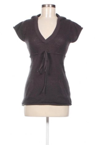 Γυναικείο πουλόβερ Blind Date, Μέγεθος M, Χρώμα Γκρί, Τιμή 3,77 €