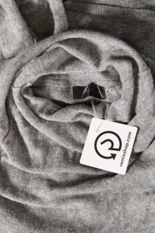 Damenpullover Love Token, Größe S, Farbe Grau, Preis 7,06 €
