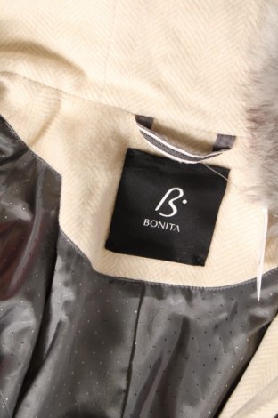 Дамско палто Bonita, Размер M, Цвят Екрю, Цена 38,52 лв.