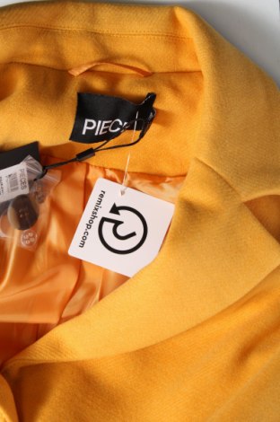 Дамско палто Pieces, Размер S, Цвят Жълт, Цена 41,42 лв.