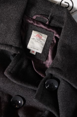 Дамско палто S.Oliver, Размер S, Цвят Сив, Цена 21,60 лв.
