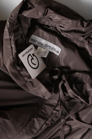 Γυναικείο μπουφάν Ashley Brooke, Μέγεθος M, Χρώμα  Μπέζ, Τιμή 4,42 €
