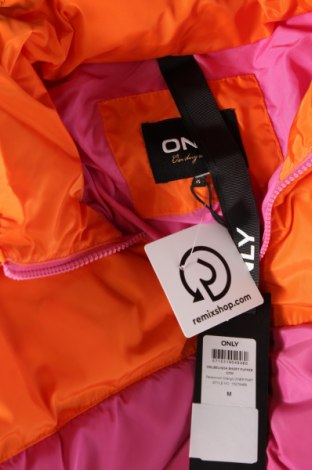 Γυναικείο μπουφάν ONLY, Μέγεθος M, Χρώμα Πολύχρωμο, Τιμή 22,83 €