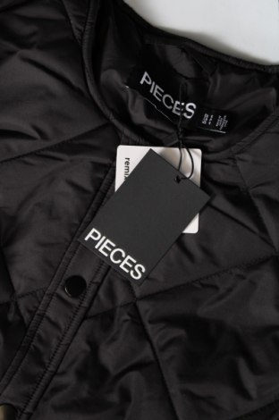 Γυναικείο μπουφάν Pieces, Μέγεθος S, Χρώμα Μαύρο, Τιμή 14,79 €