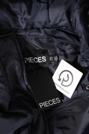 Γυναικείο μπουφάν Pieces, Μέγεθος XS, Χρώμα Μπλέ, Τιμή 23,67 €