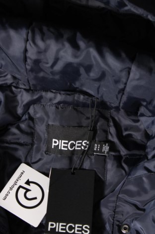 Dámska bunda  Pieces, Veľkosť S, Farba Modrá, Cena  23,25 €