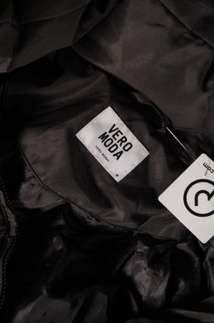 Dámska bunda  Vero Moda, Veľkosť M, Farba Čierna, Cena  7,56 €