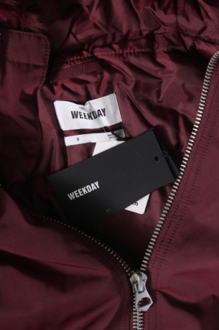 Γυναικείο μπουφάν Weekday, Μέγεθος S, Χρώμα Βιολετί, Τιμή 15,85 €