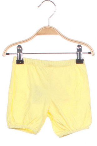 Pantaloni scurți pentru copii Grain De Ble, Mărime 3-6m/ 62-68 cm, Culoare Galben, Preț 18,05 Lei