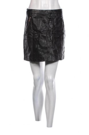 Kožená sukňa , Veľkosť M, Farba Čierna, Cena  2,30 €