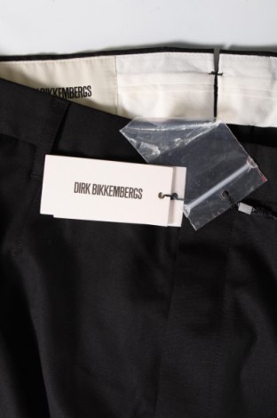 Ανδρικό κοντό παντελόνι Dirk Bikkembergs, Μέγεθος L, Χρώμα Μαύρο, Τιμή 77,32 €