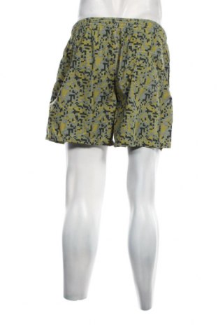 Мъжки къс панталон Malo, Размер XL, Цвят Многоцветен, Цена 72,63 лв.