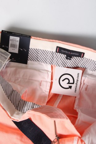 Мъжки къс панталон Tommy Hilfiger, Размер L, Цвят Розов, Цена 150,00 лв.